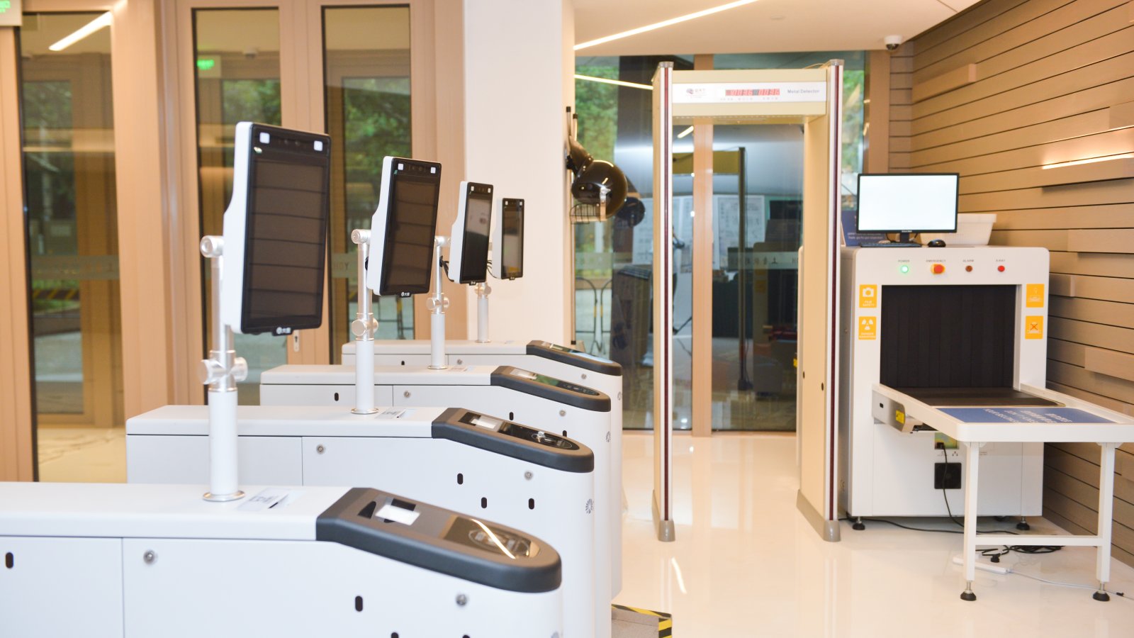 深圳地铁线网安检信息化平台承载