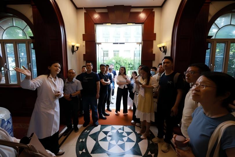 參會嘉賓實地參觀