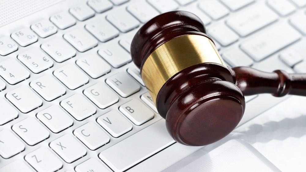 控制危害，如何避免触犯法律？